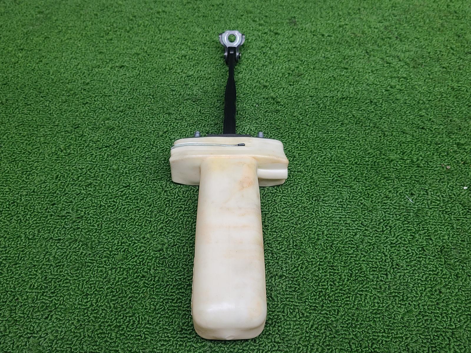 2023 Toyota Landcruiser Door Hinge/Runner View Auto part Door Hinge/Runner Toyota Landcruiser 2023