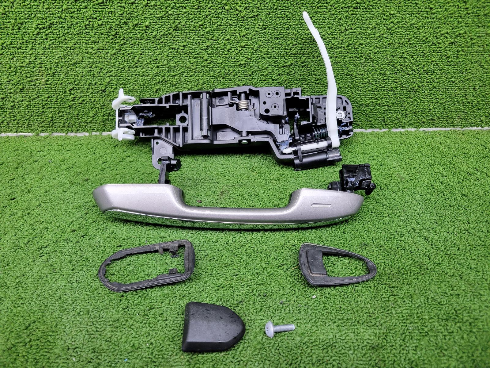2023 Toyota Landcruiser Door Handle View Auto part Door Handle Toyota Landcruiser 2023
