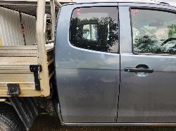 View Auto part Right Rear Door Sliding Isuzu Dmax 2012
