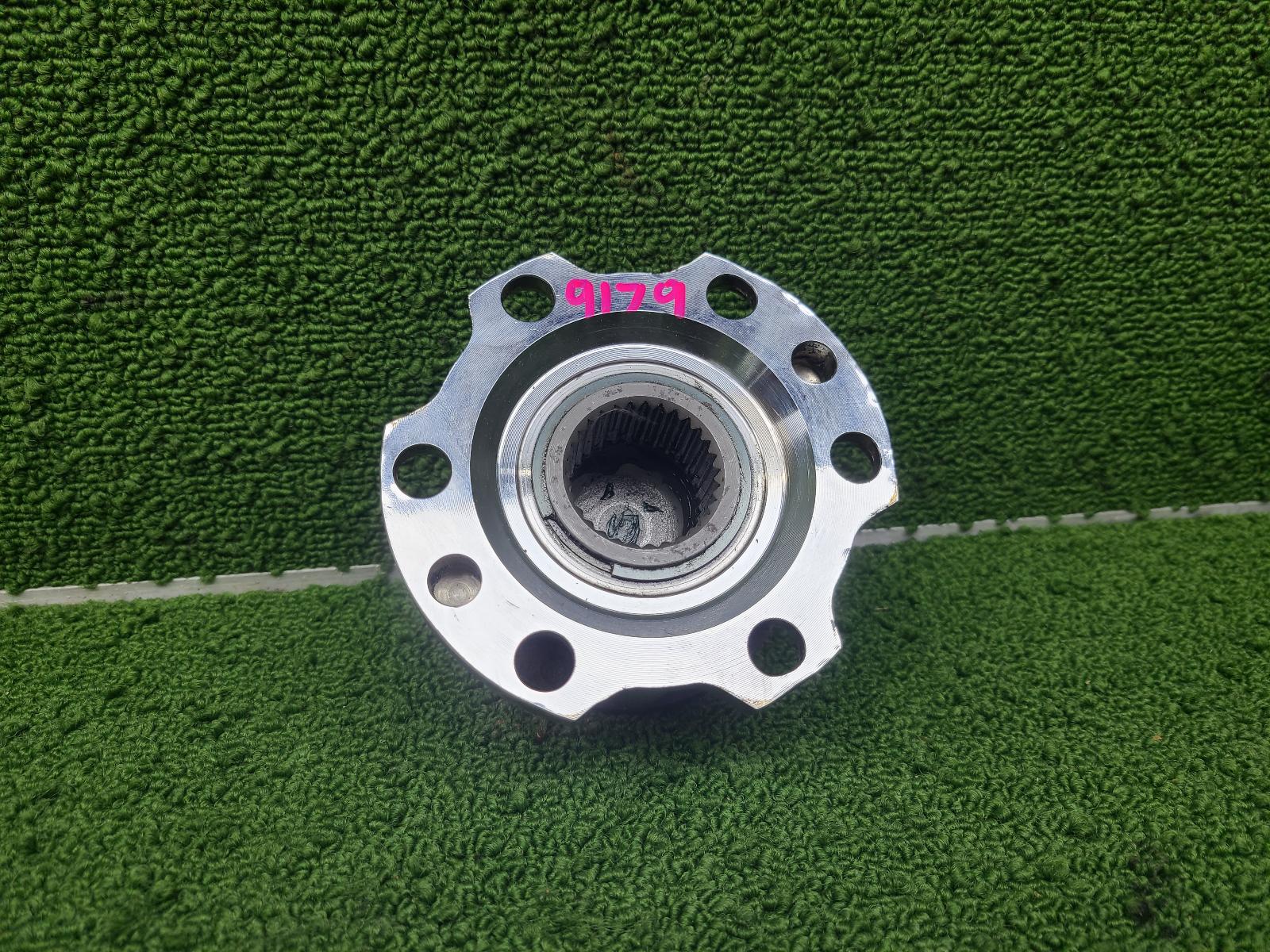 2001 Toyota Landcruiser Freewhl/Locking Hub View Auto part Freewhl/Locking Hub Toyota Landcruiser 2001