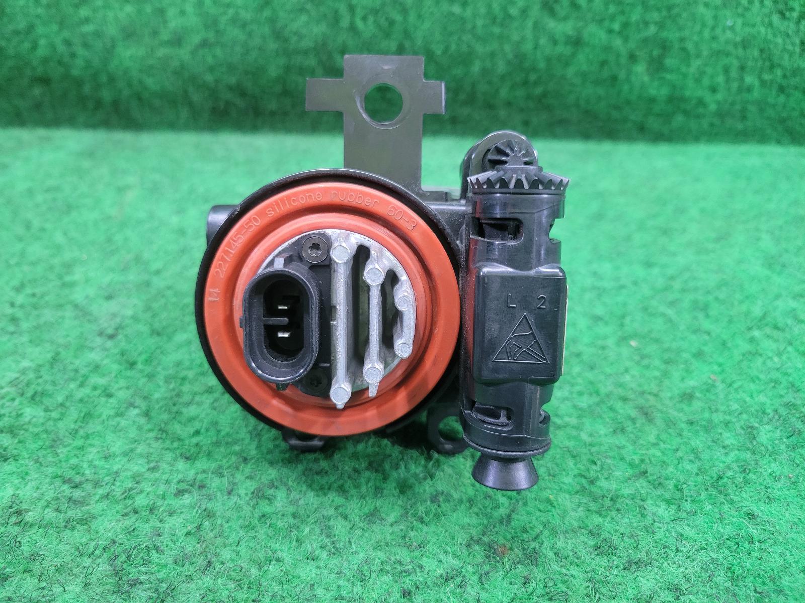2021 Nissan Navara Left Indicator/Fog/Side View Auto part Left Indicator/Fog/Side Nissan Navara 2021