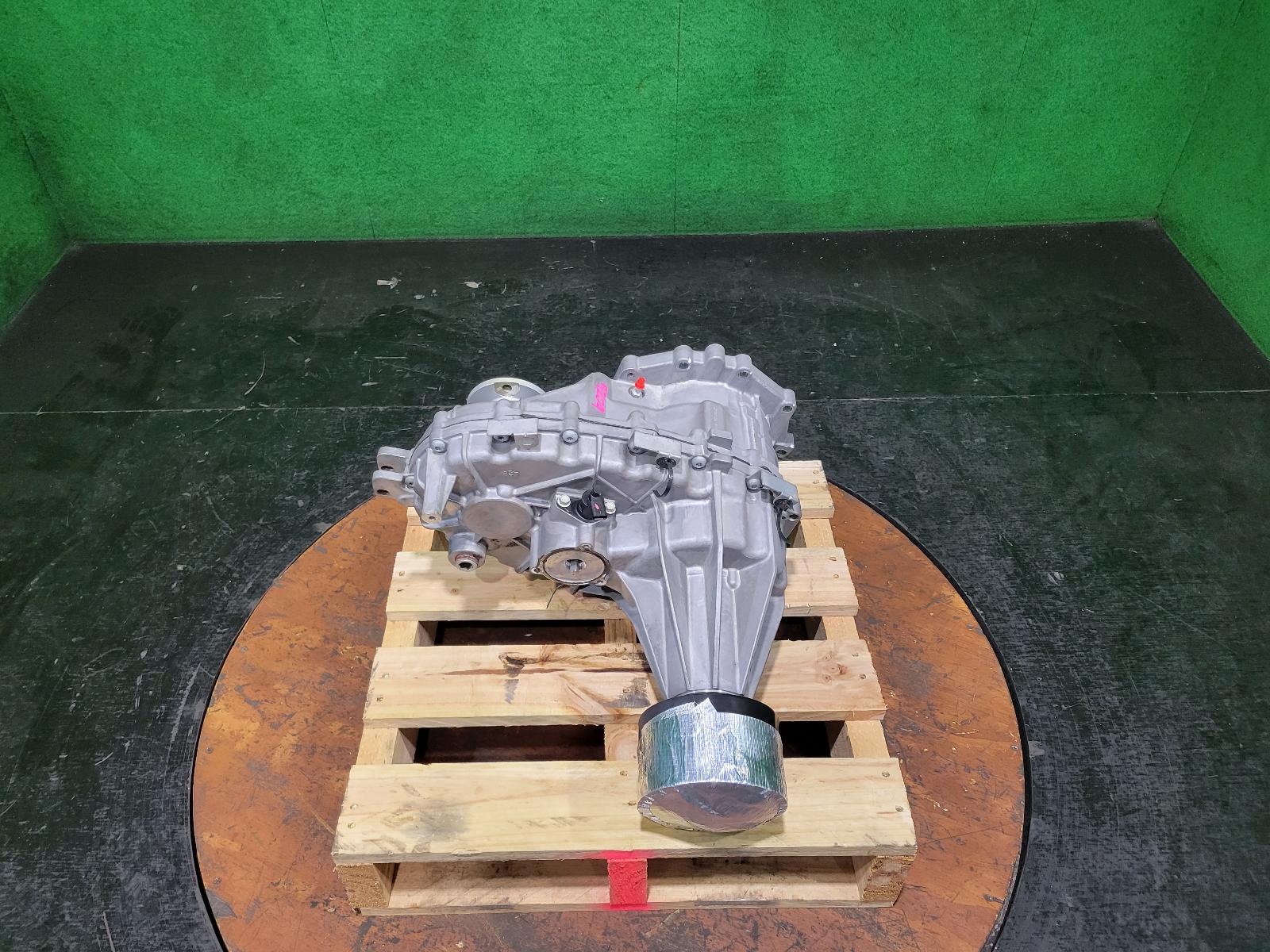 2021 Nissan Navara Transfer Case View Auto part Transfer Case Nissan Navara 2021