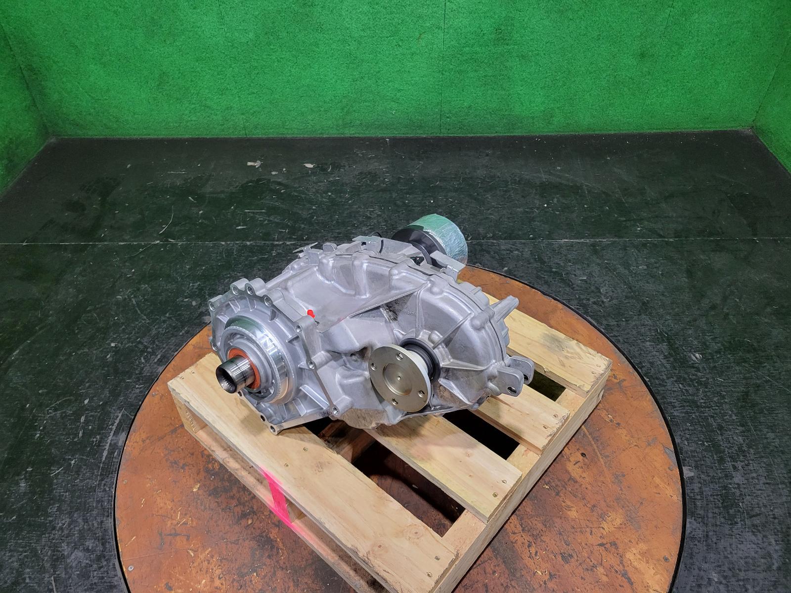 2021 Nissan Navara Transfer Case View Auto part Transfer Case Nissan Navara 2021