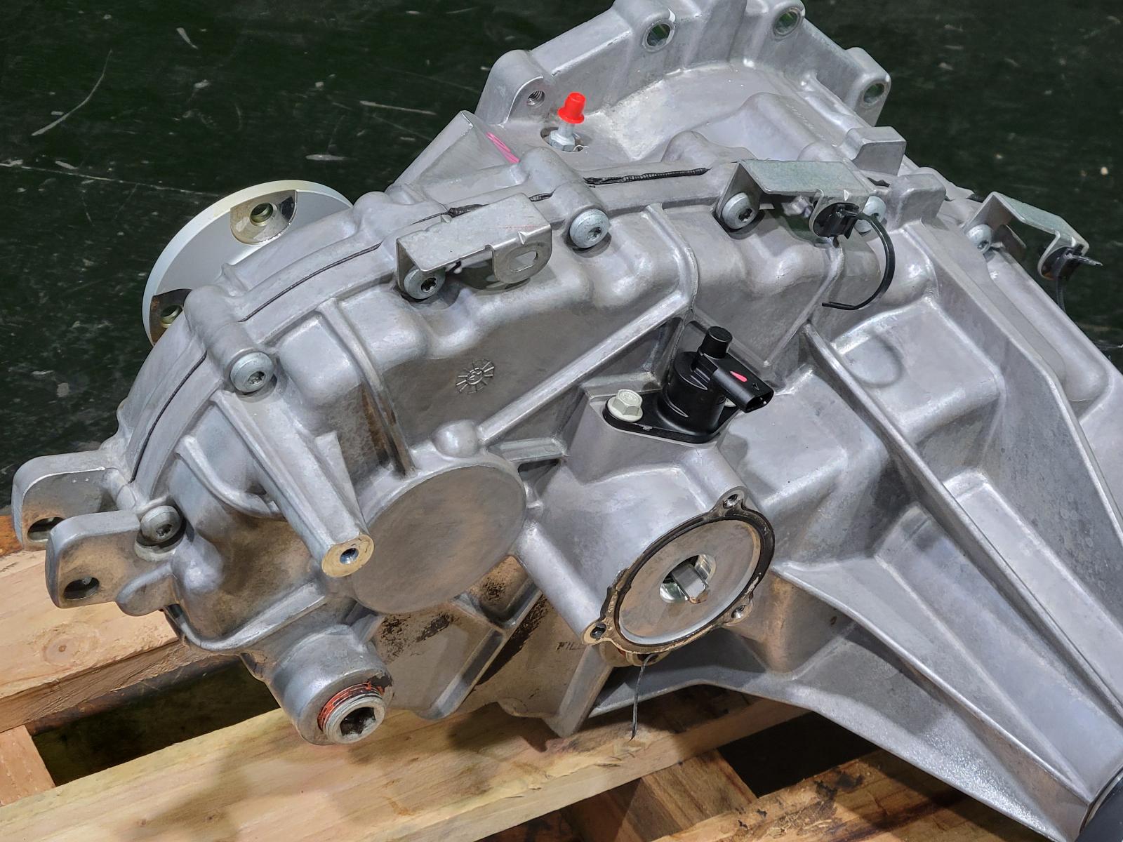 2021 Nissan Navara Transfer Case View Auto part Transfer Case Nissan Navara 2021