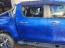 View Auto part Right Rear Door Sliding Toyota Hilux 2017