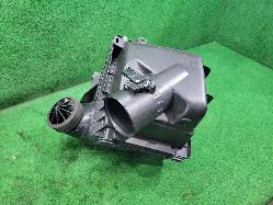 View Auto part Air Cleaner/Box Mazda Bt50 2022