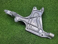 View Auto part Misc Bracket Toyota Landcruiser 2026