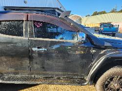 View Auto part Right Front Door Mitsubishi Triton 2016