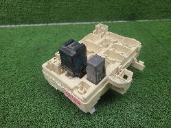 View Auto part Fuse Box Toyota Hilux 2000
