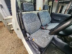 View Auto part Front Seat Toyota Hilux 2000