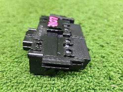 View Auto part Misc Switch/Relay Toyota Landcruiser 2023