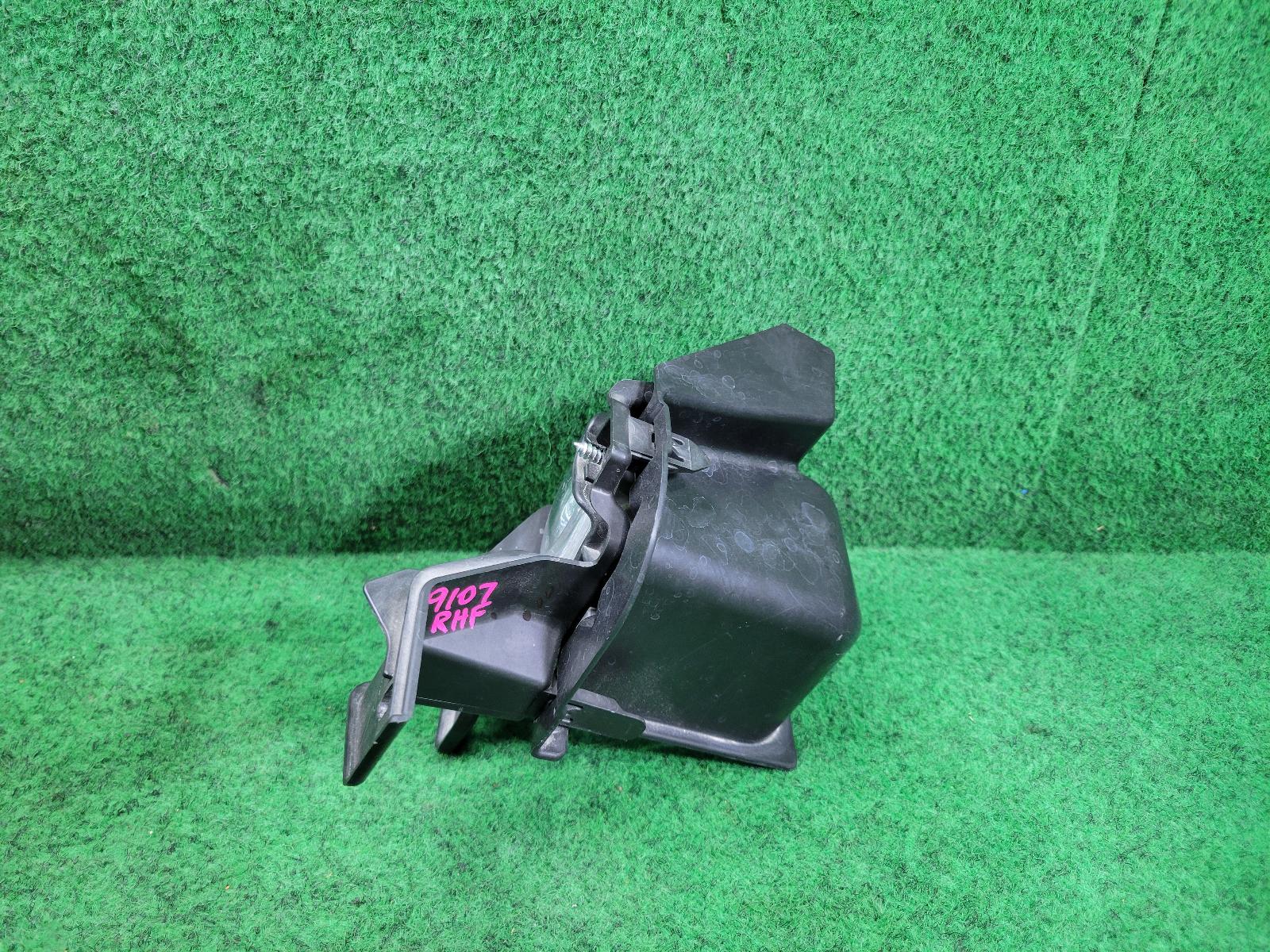 View Auto part Right Indicator/Fog/Side Toyota Landcruiser 2023