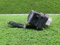 View Auto part Misc Switch/Relay Toyota Landcruiser 2005