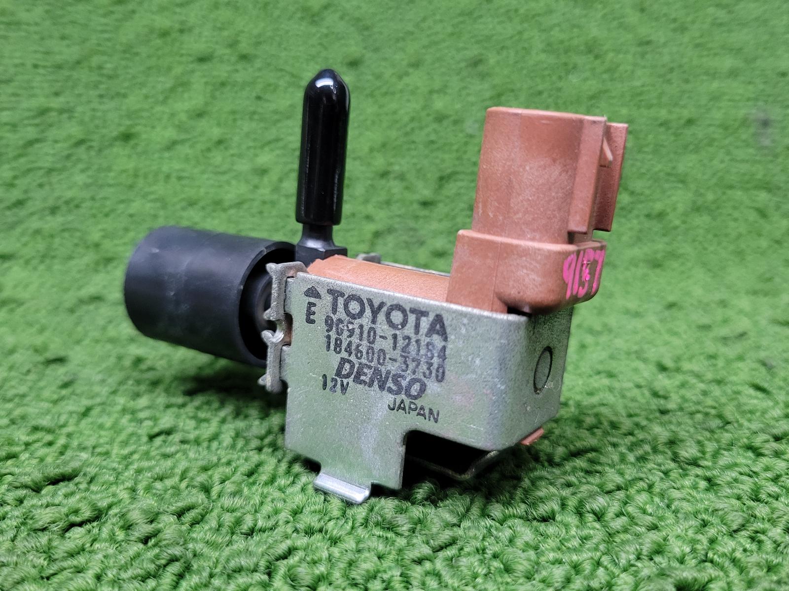 View Auto part Solenoid Toyota Landcruiser 2005