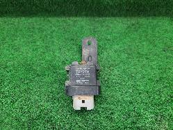 View Auto part Misc Switch/Relay Toyota Landcruiser 2004