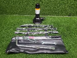 View Auto part Jack/Tool Kit Toyota Hilux 2025