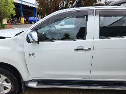 View Auto part Left Front Door Isuzu Dmax 2017