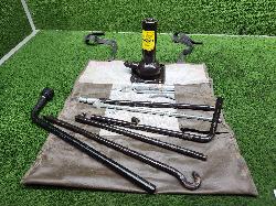 View Auto part Jack/Tool Kit Toyota Landcruiser 1999