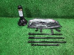 View Auto part Jack/Tool Kit Holden Colorado 2019