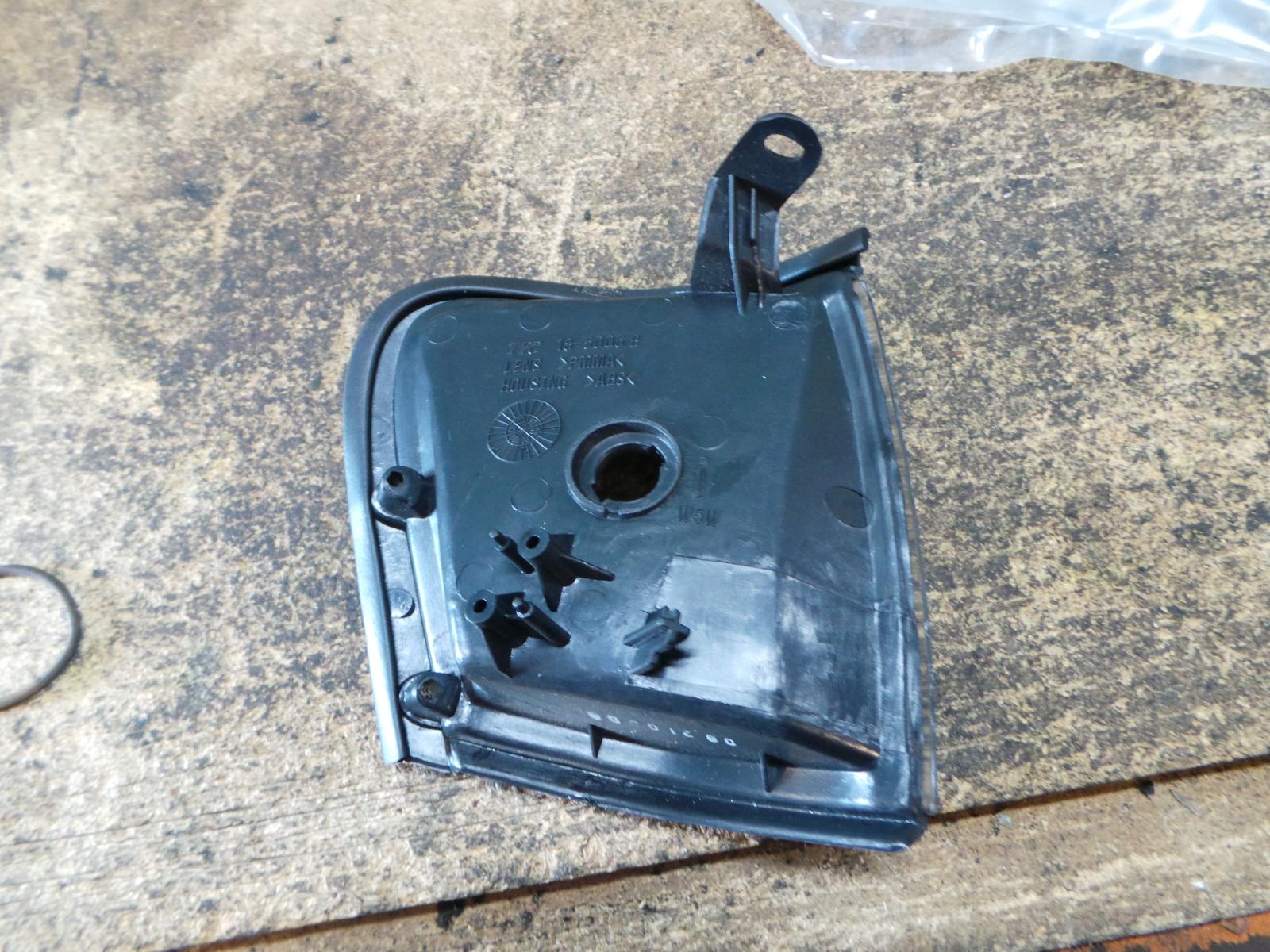 View Auto part Left Indicator/Fog/Side Holden Rodeo 1998