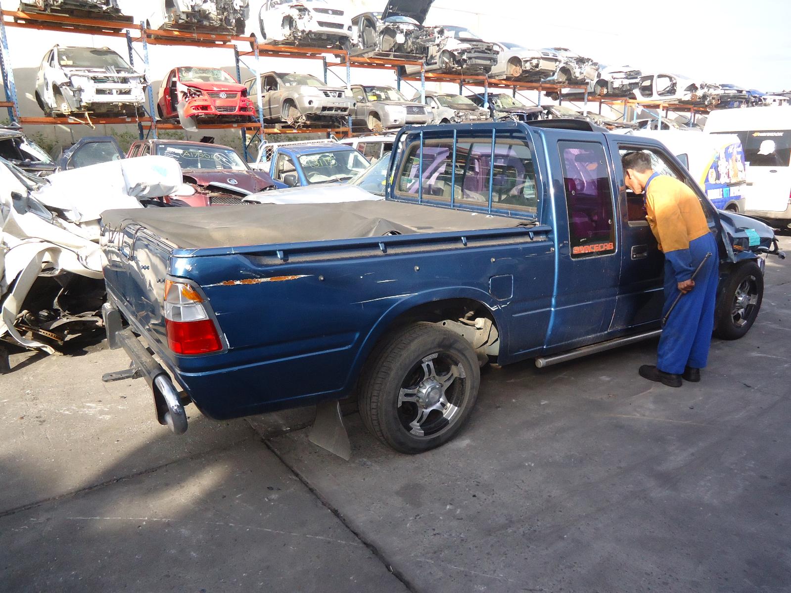 View Auto part Fan Holden Rodeo 1996