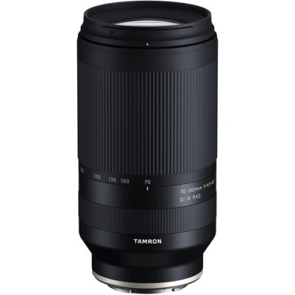 Tamron 70-300mm f/4.5-6.3 Di III RXD Lens for Sony E (Import)