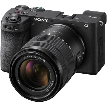(JULY SALE) Sony a6700 Kit with 18-135mm Lens (Free 64GB Memory Card)