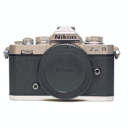 [USED] Nikon Z fc Body Only ZFC (SC 6.8K Only, 98% Like New With Carry Bag)