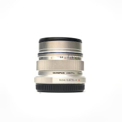 [USED] Olympus M.Zuiko Digital ED 12mm F2 Lens (98% Like New)