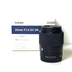 [USED] Sigma 30mm F1.4 DC DN Contemporary Lens for Sony E-Mount (98% Like New with Box)