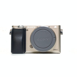 [USED] Sony A6000 Mirrorless Body (95% Like New)