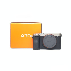 [USED] Sony A7C II A7C Mark II Body Only (SC 18K, Sony my Wty until: 06/2027, 99% Like New With Box)