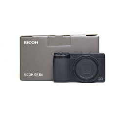 [USED] Ricoh GR IIIx Digital Camera (SC 2K+ Only, 98% Like New with Box)