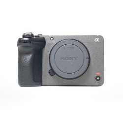 [USED] Sony FX30 Digital Cinema Camera Body (97% Like New)