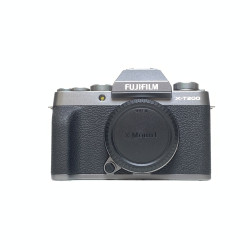 [USED] FUJIFILM X-T200 Mirrorless Camera Body Only (98% Like New)