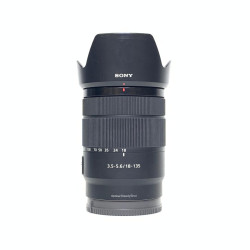 [USED] Sony E 18-135mm F3.5-5.6 OSS Lens (97% Like New)