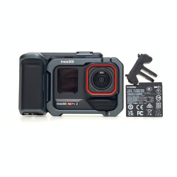 [USED] Insta360 Ace Pro 2 Action Camera Dual Battery Xplorer Bundle (99% Like New)