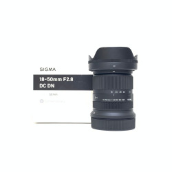 [USED] Sigma 18-50mm F2.8 DC DN Contemporary Lens for Canon RF Mount (99% Like New With Box)