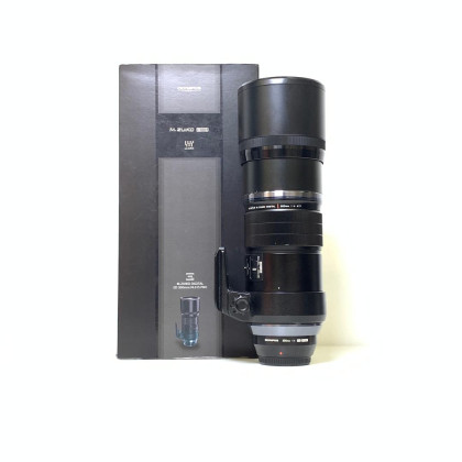 [USED] Olympus M.Zuiko Digital ED 300mm F4 IS PRO Lens (97% Like New with Box)