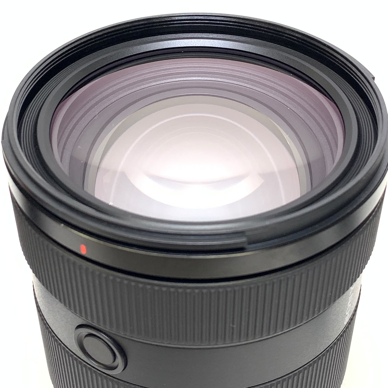 [USED] Sony FE 28-70mm F2 GM Lens (98% Like New with Box , Warranty til Jan 2027) — [USED] Sony FE 28-70mm F2 GM Lens