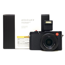[USED] Leica D-Lux 8 Digital Camera (99% Like New With Box)