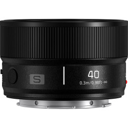 Panasonic LUMIX S 40mm F2 Lens (Black)