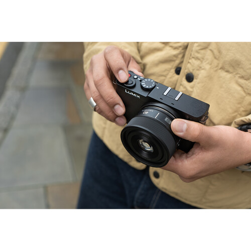 Panasonic LUMIX S 40mm F2 Lens (Black) — Panasonic LUMIX S 40mm F2 Lens (Black)