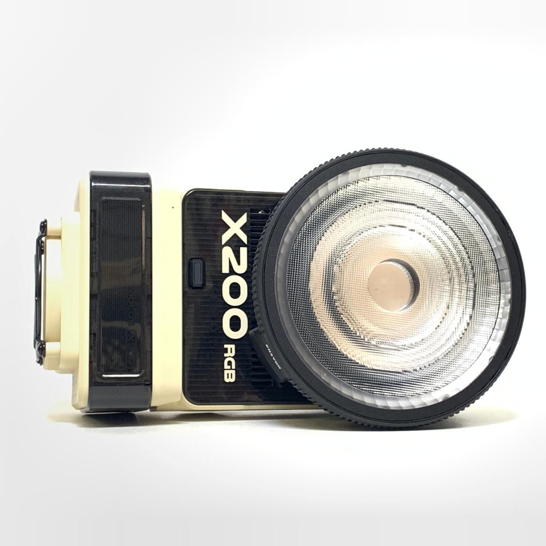 [UESD] Zhiyun Molus X200 RGB COB LED Light (Standard Kit 99% Like New With Box) — Zhiyun Molus X200 RGB COB LED Light Standard