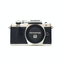 [USED] Olympus OM-D E-M10 Mark II Body (Silver) (SC 3K, 96% Like New)