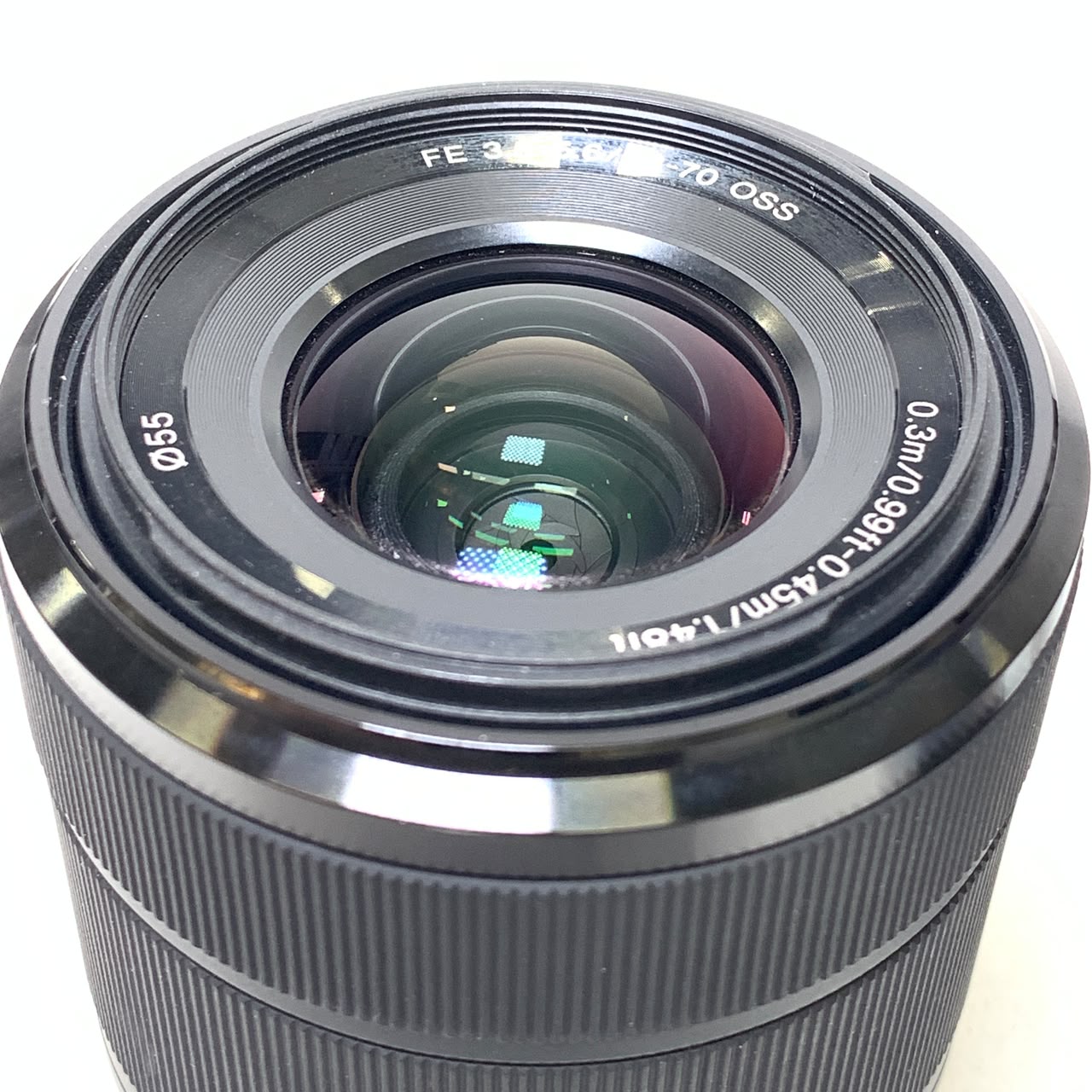 [USED] Sony FE 28-70mm f3.5-5.6 OSS Lens ( 98% Like New ) — [USED] Sony FE 28-70mm f3.5-5.6 OSS Lens