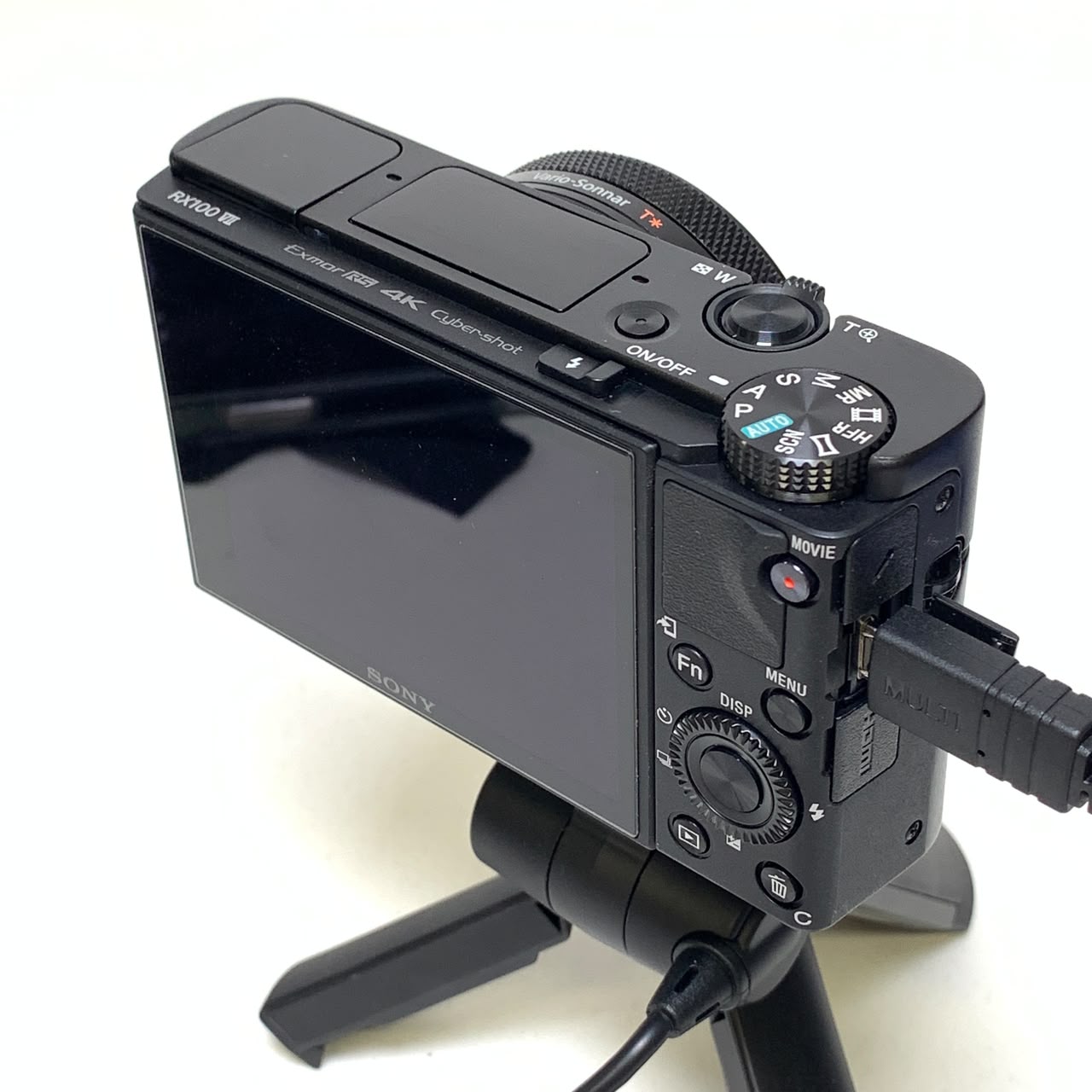 [USED] Sony DSC-RX100 VII RX100 Mark 7 with Shooting Grip (99% Like New) — [USED] Sony DSC RX100 Mark VII +  Shooting Grip + HotShoe Mount