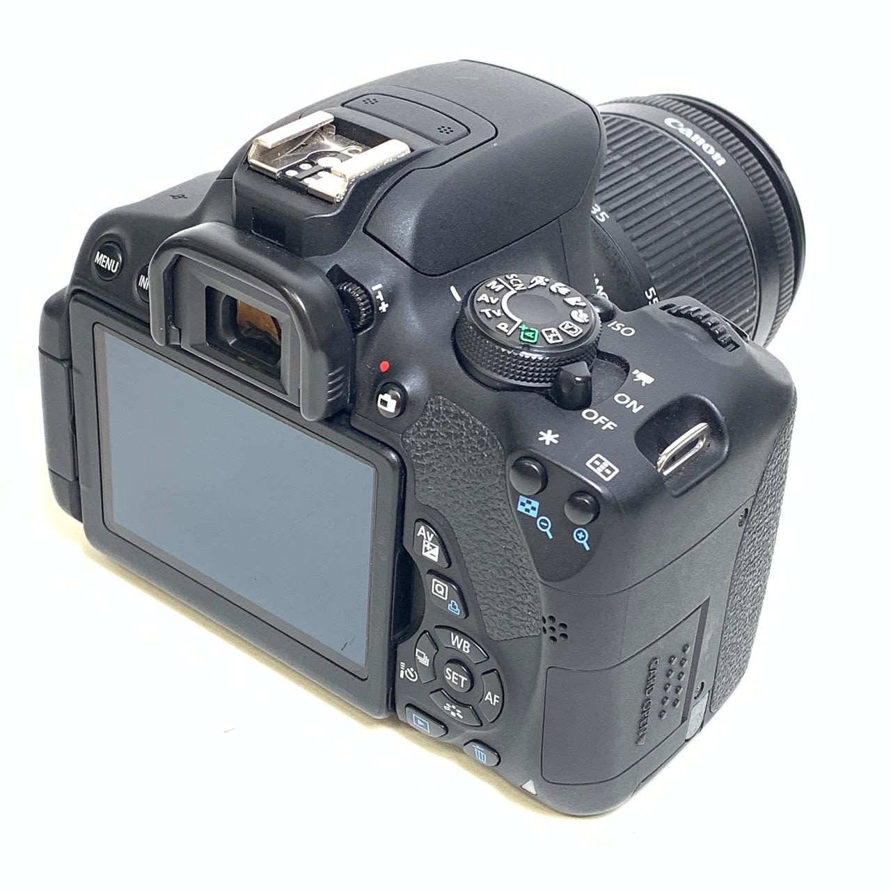 [USED] Canon EOS 700D with 18-55mm IS STM  Kit Lens (SC 19K, 98% Like New) — [USED] Canon EOS 700D Kit 18-55mm IS STM Lens