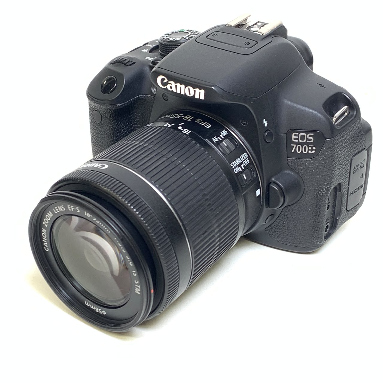 [USED] Canon EOS 700D with 18-55mm IS STM  Kit Lens (SC 19K, 98% Like New) — [USED] Canon EOS 700D Kit 18-55mm IS STM Lens