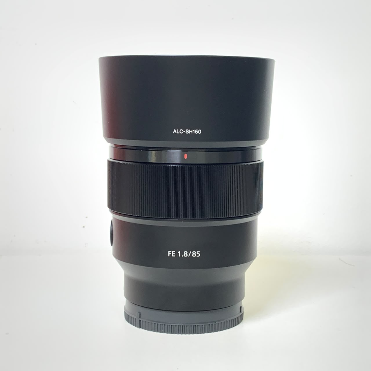[USED] Sony FE 85mm F1.8 Lens (99% Like New With Box) — [USED] Sony FE 85mm f1.8 Lens